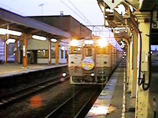 �}�s�T���x�c�P