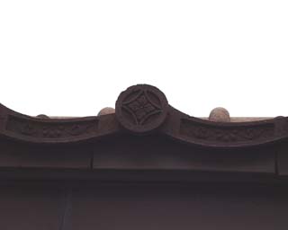 �{�ԉƂ̕ǂ̉�����